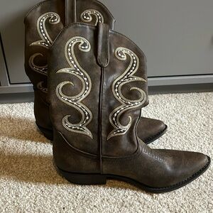 Barely worn! Western boots